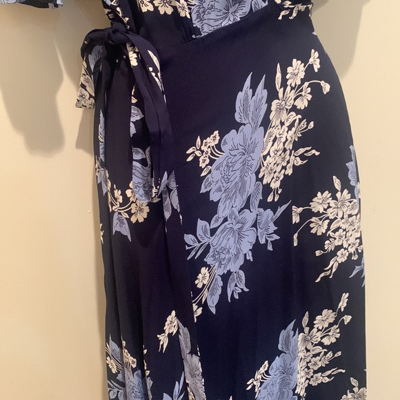 Privacy Please Plaza Kimono Floral Wrap Maxi Dress Navy Blue - Picture 6 of 11